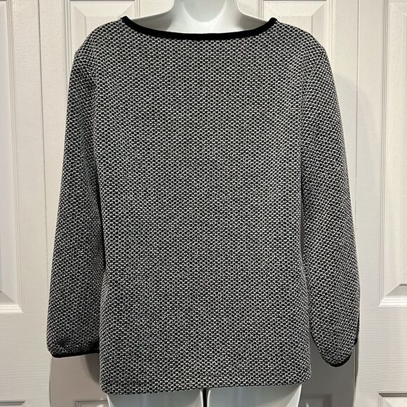 Karl Lagerfeld Paris Black/White 3/4 Sleeve Top Size XS (fits larger) - Picture 8 of 12